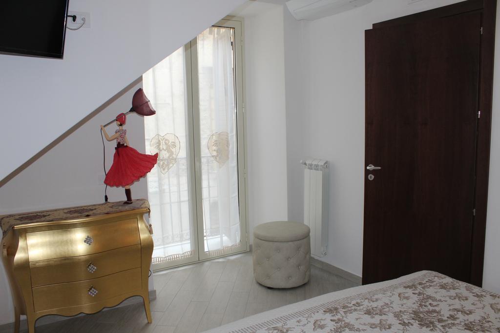 B&B Xenia ปาแลร์โม ภายนอก รูปภาพ